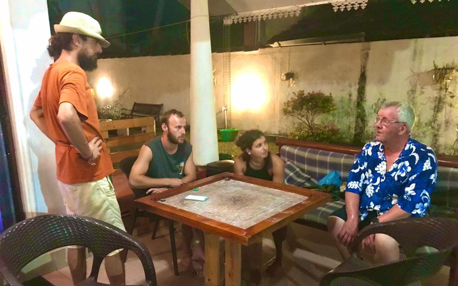 Sky Hostel Негомбо Экстерьер фото